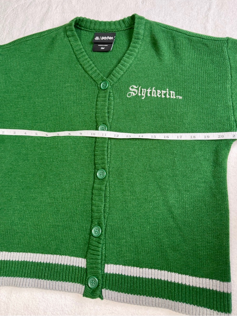 Harry Potter Green Slytherin V-Neck Button Cardigan Sweater Size Small - Picture 10 of 16